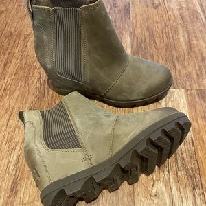 Sorel Joan of Artic wedge boots